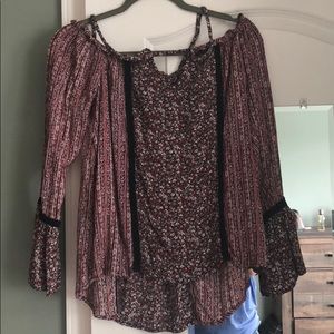 Knox Rose Bell Sleeved Top